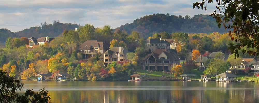 fall, houses on the lake