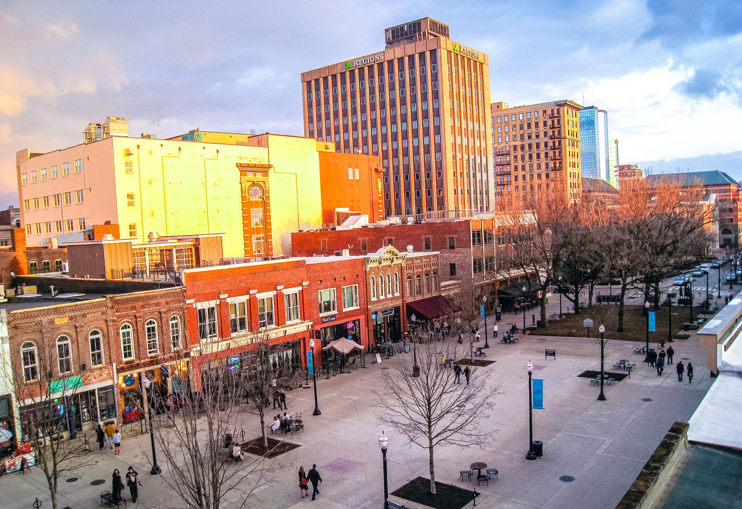 Rooftop view of Knoxville's Market Square.